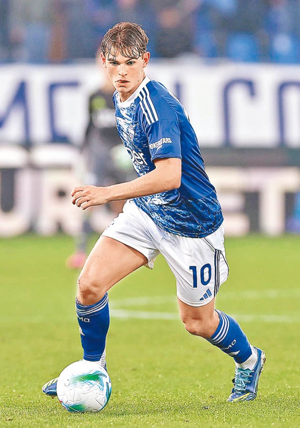 科木中場 尼高柏斯21p2.jpg