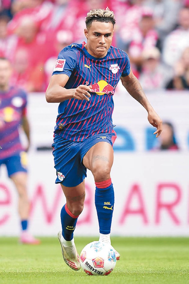 安東尼奧努沙 萊比錫翼鋒34p2.jpg