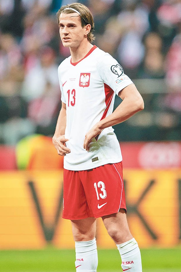 波蘭中場 積及卡明斯基043p2.jpg