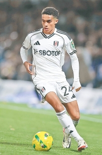 [东方报]英超：紅軍輸到慌讓唔起富咸[04-11]