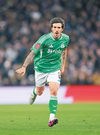 [东方报]歐冠：紐卡素歐戰醒神捧讓客[02-18]