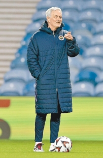 [东方报]歐冠：費倫巴治絕地大反擊[08-12]