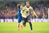 [东方报]英超：戰力超班慣性快攻 巴塞半場大使命必達[12-16]