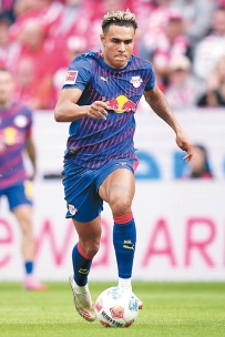 [东方报]德甲：聖保利搶分護級大反擊[01-27]