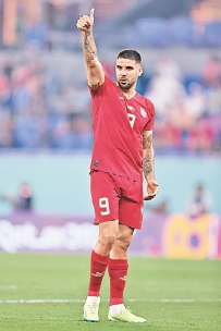 [东方报]國友賽：眾將爭上位狂牛半W起塞[03-27]