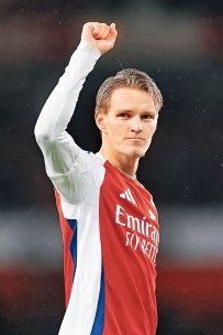 [东方报]熱身賽：阿仙奴蓄銳誓破A米[07-23]